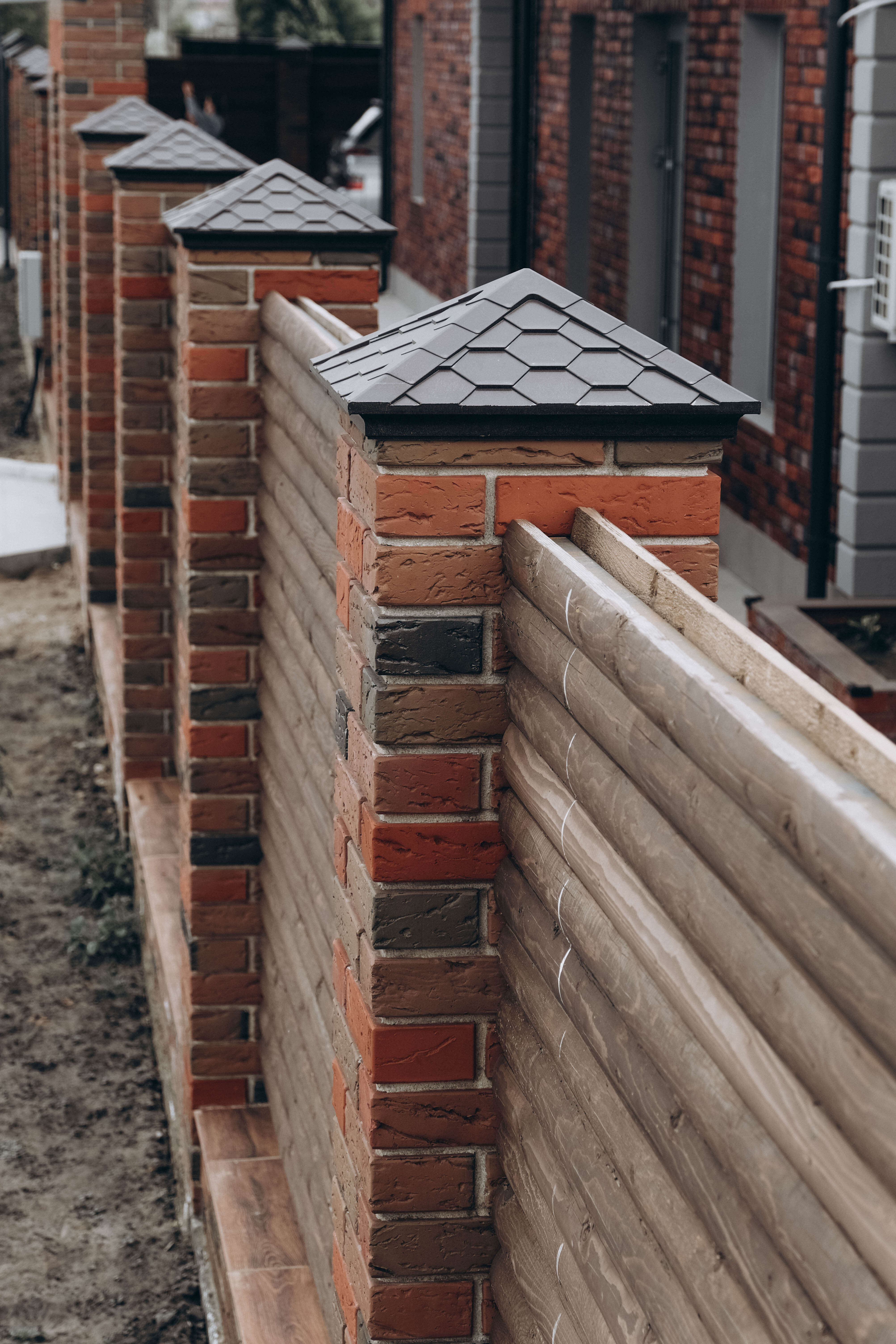 Колпак Zking Эверест Коричневый на столб 1.5х1.5 кирпича (390х390мм) в Сертолово фото